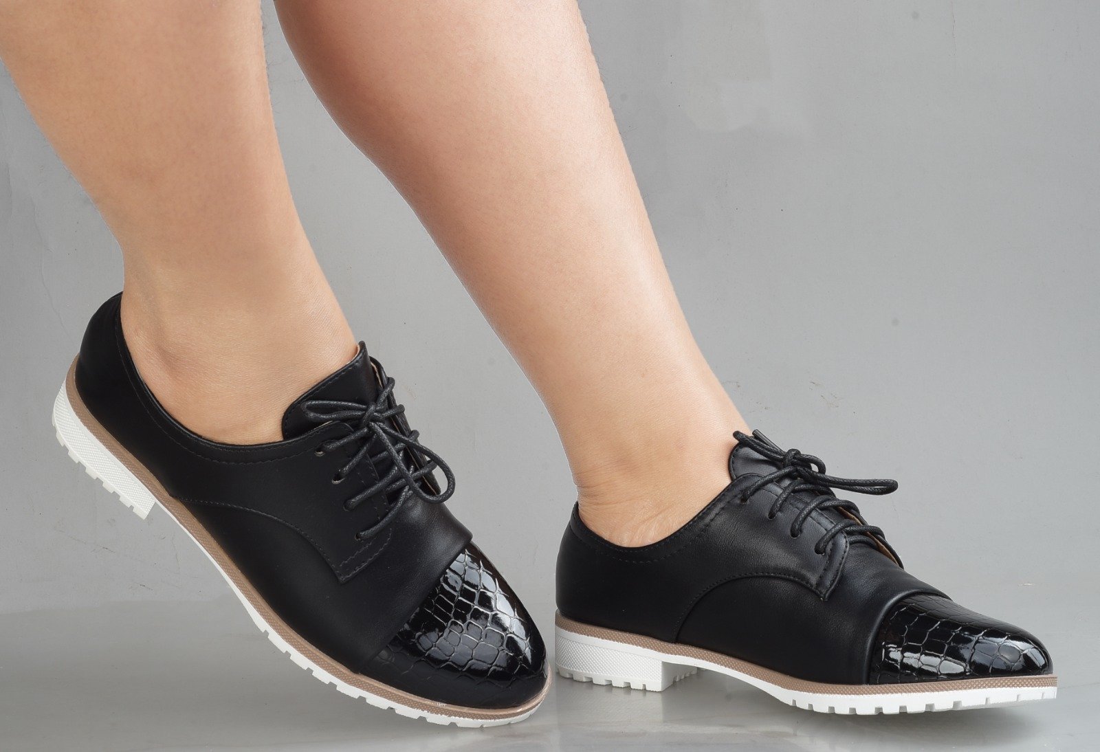 Urban Luxe Croc-Tip Ladies Oxford Shoes - Image 13