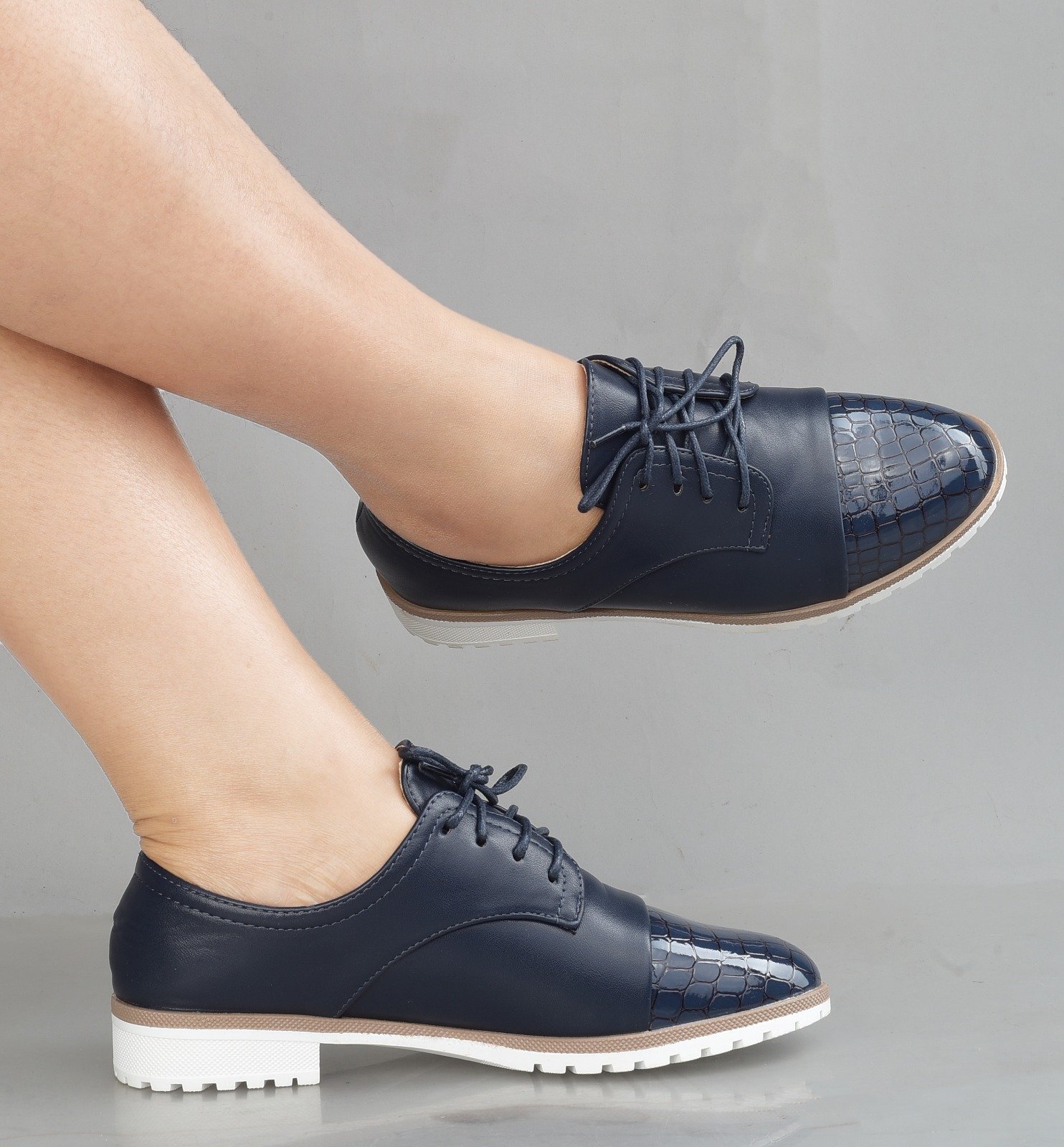 Urban Luxe Croc-Tip Ladies Oxford Shoes - Image 2